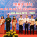 Thầy giáo dạy văn, đam mê viết báo, nghiên cứu văn học