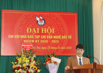 CÂU LẠC BỘ NHÀ BÁO CAO TUỔI TỈNH PHÚ THỌ GẶP MẶT ĐẦU XUÂN, TRIỂN KHAI NHIỆM VỤ NĂM 2020, KẾT NẠP HỘI VIÊN MỚI, MỪNG THỌ HỘI VIÊN CAO TUỔI (TRẦN LIÊN)