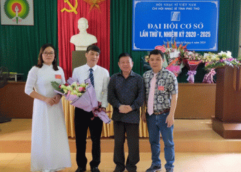 CÂU LẠC BỘ NHÀ BÁO CAO TUỔI TỈNH PHÚ THỌ GẶP MẶT ĐẦU XUÂN, TRIỂN KHAI NHIỆM VỤ NĂM 2020, KẾT NẠP HỘI VIÊN MỚI, MỪNG THỌ HỘI VIÊN CAO TUỔI (TRẦN LIÊN)