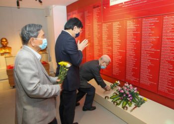 Hai tác giả Việt Nam đoạt giải thưởng văn học sông Mê Kông lần thứ 11