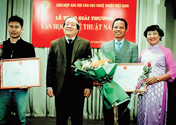 “Nhìn lại cuộc chiến biên giới phía Bắc 1979” không chỉ đơn thuần là một cuốn sách ảnh